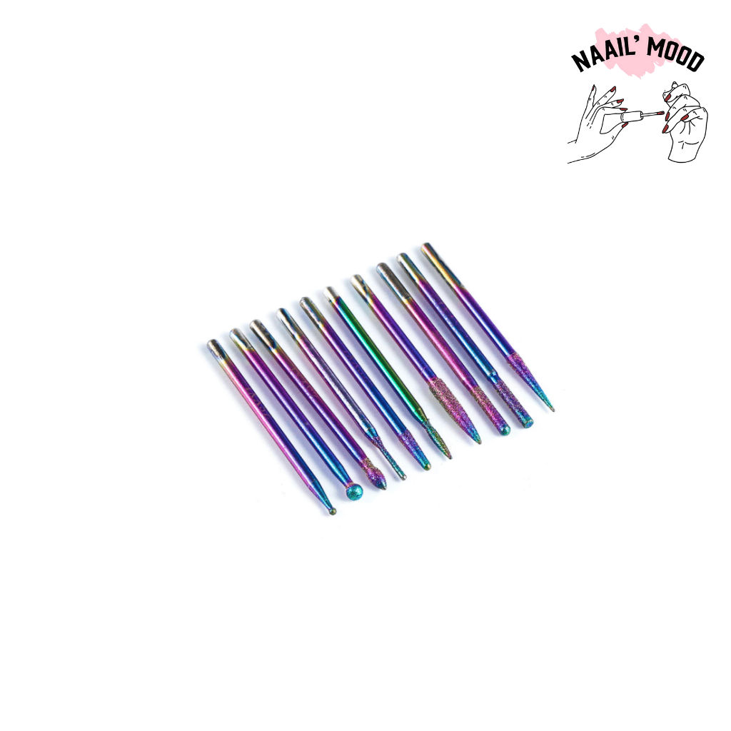 mèches de perceuse à ongles électrique. Fait en céramic et tungstène. Contient 10 forêt par paquet.