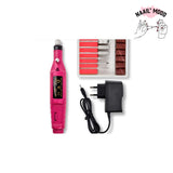 Kit entier ponceuse électrique en forme de stylo pour les ongles. Mesure 15,8 cm de longueur. et cinq enmbouts différents