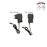 Chargeur de ponceuse électrique en forme de stylo pour les ongles. Mesure 15,8 cm de longueur.